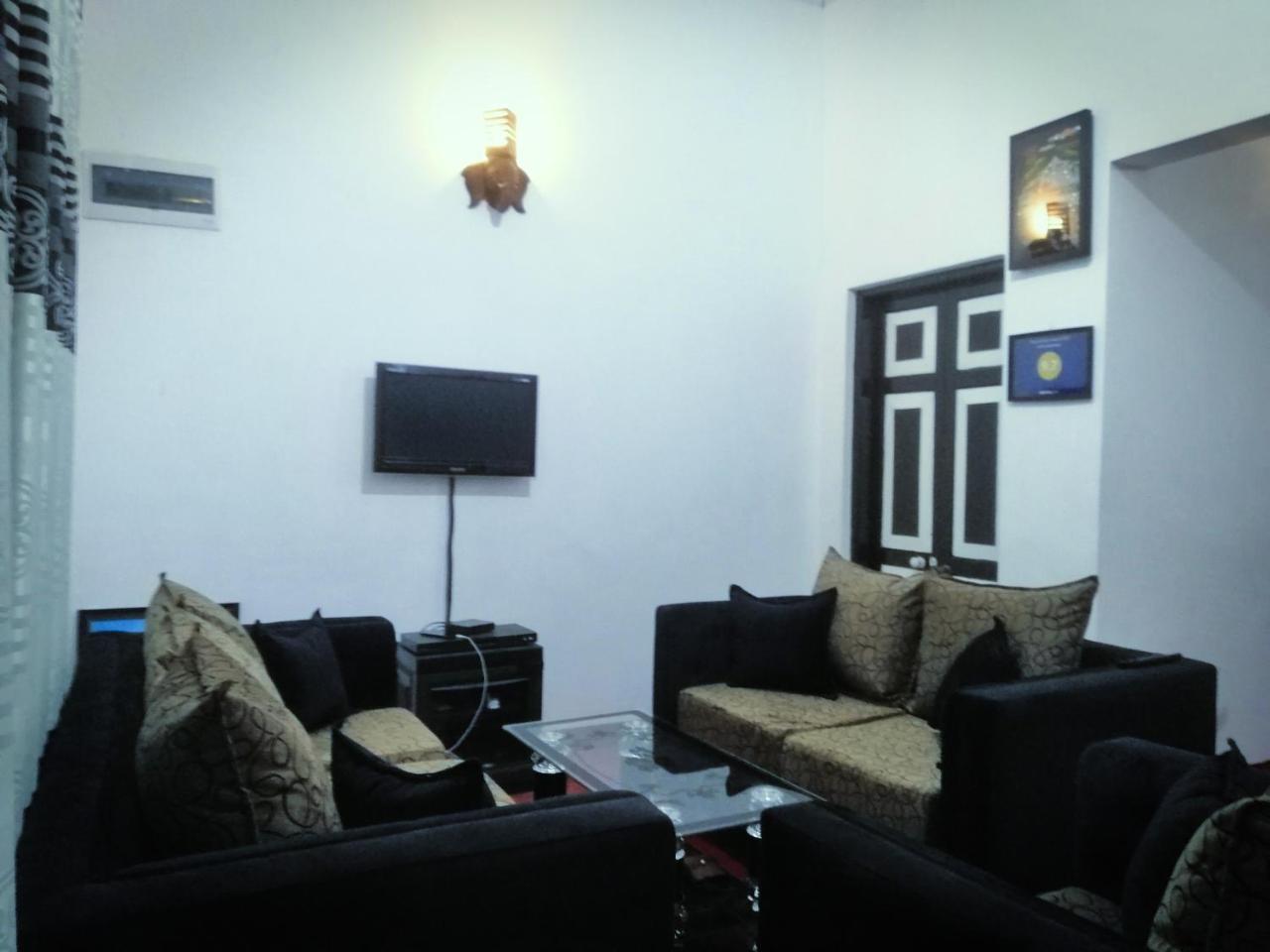 Sigiriya Lahiru Homestay Zewnętrze zdjęcie